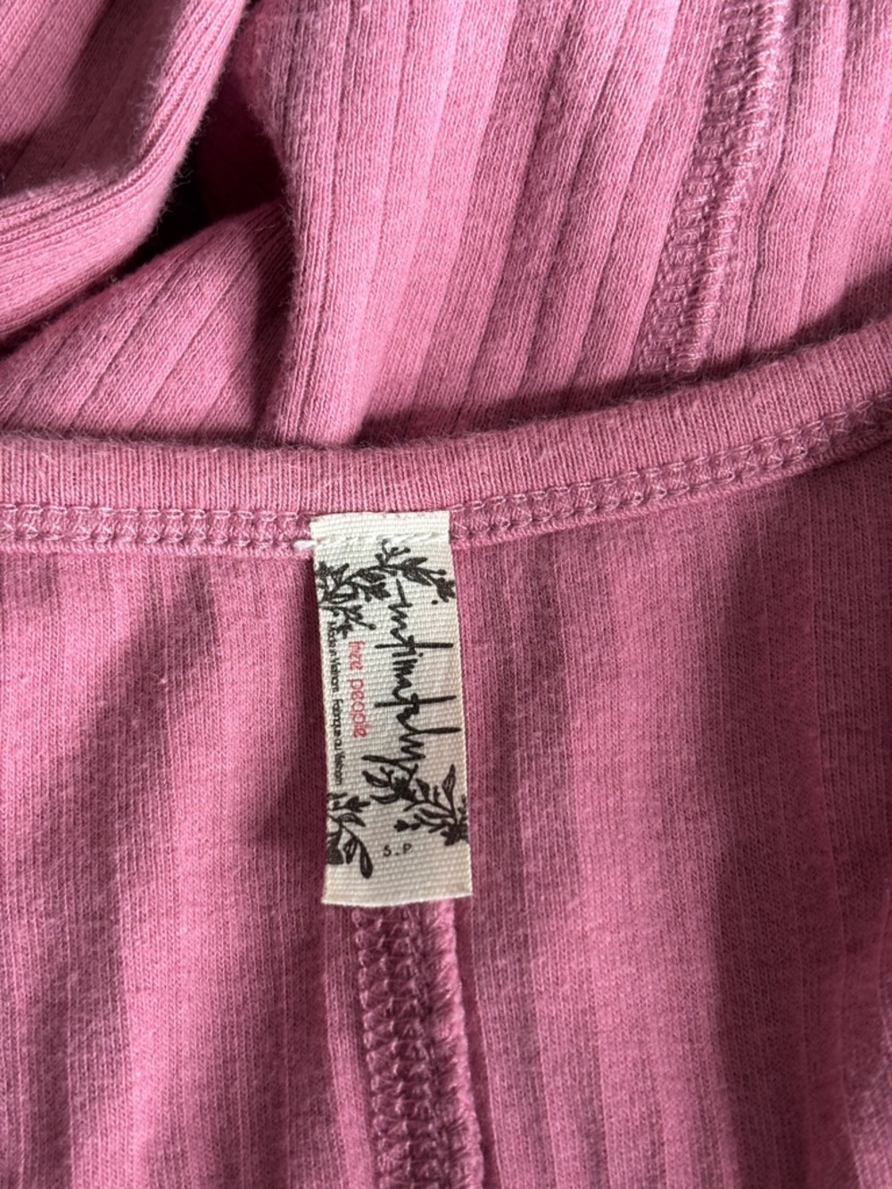 Free People | Pink Ribbed Long Sleeve Top | V-Neck Fitted | Size S - Picture 4 of 7